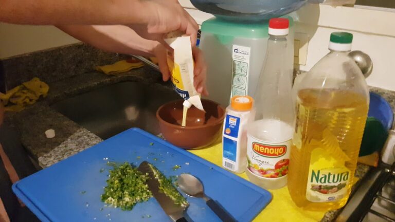 Como hacer salsa de ajo sin licuadora
