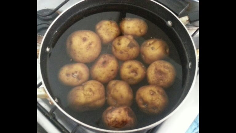 Descubre el secreto detr&aacute;s de unas papas sancochadas perfectas en casa