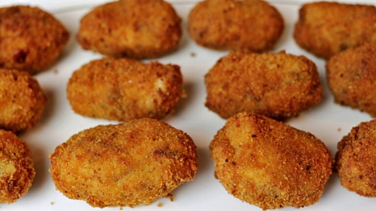 Aprende a cocinar croquetas con la carne del puchero en solo 3 pasos