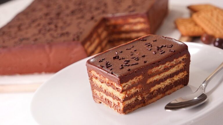 Deléitate con una deliciosa tarta de galleta y chocolate en casa