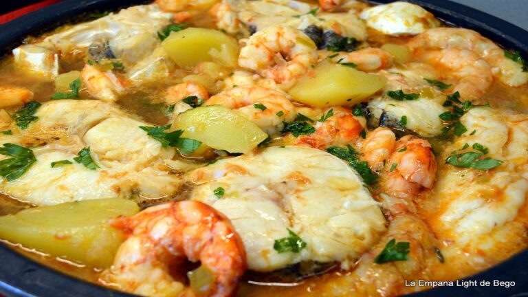 Aprende a cocinar una deliciosa caldereta de pescado y marisco en casa