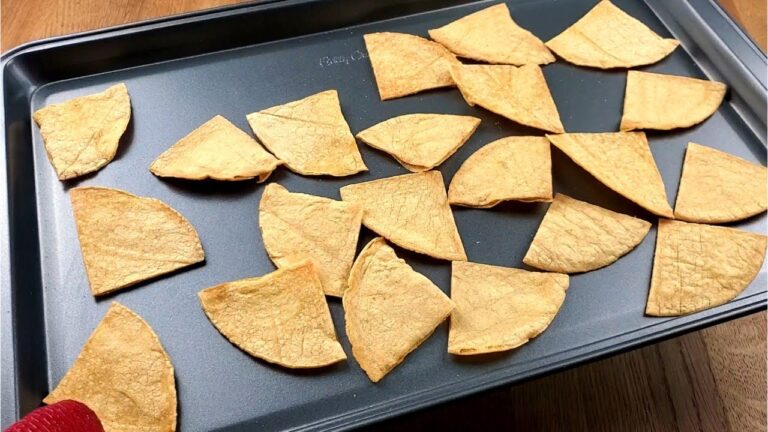 Prepara deliciosos nachos caseros con tortitas en tan solo 20 minutos
