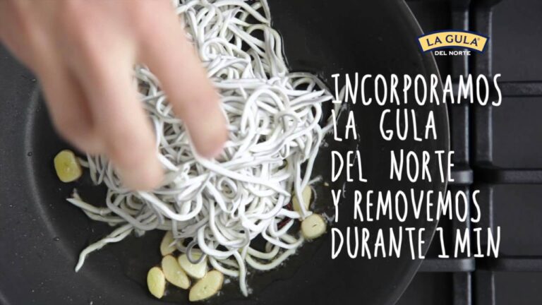Descubre cómo se hace la Gula del Norte, el secreto mejor guardado del mar