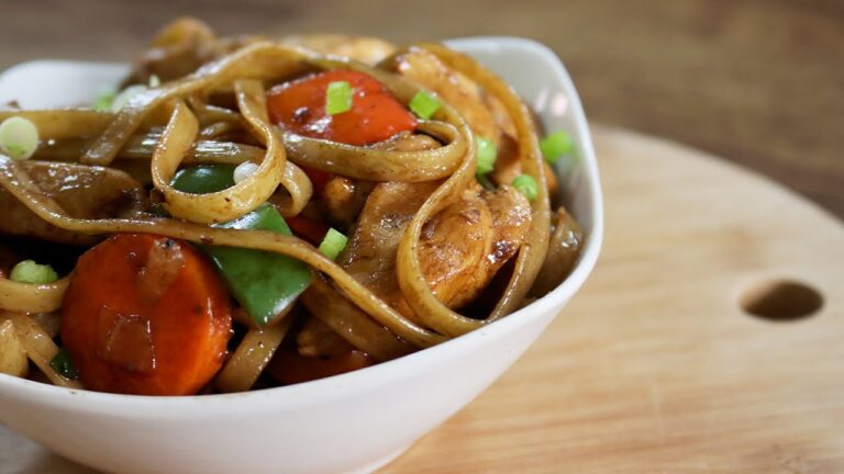 Delicioso y saludable: Descubre cómo hacer tallarines con pollo y verduras en casa