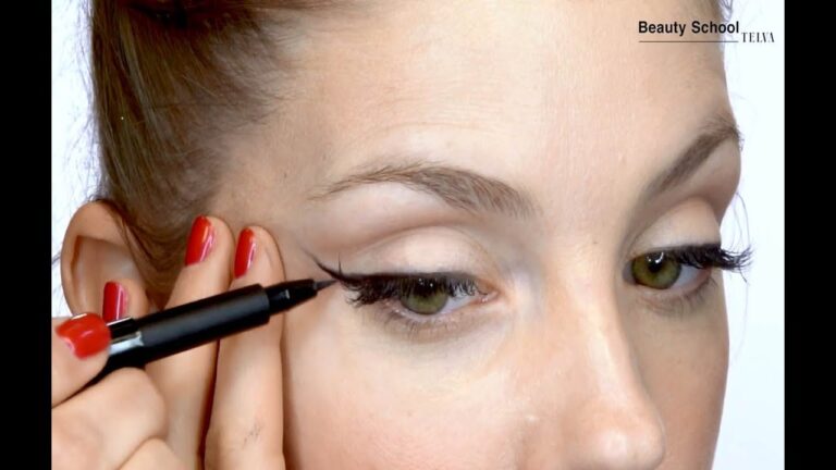 Domina el eyeliner perfecto en 5 simples pasos