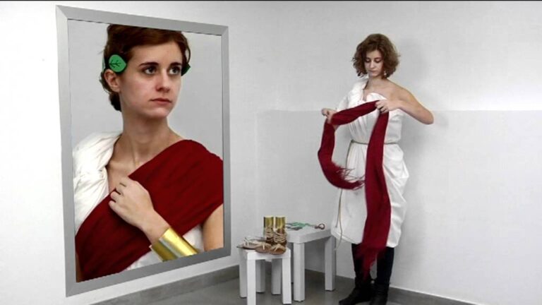 Truco rápido: Cómo hacer una toga con una sábana en minutos