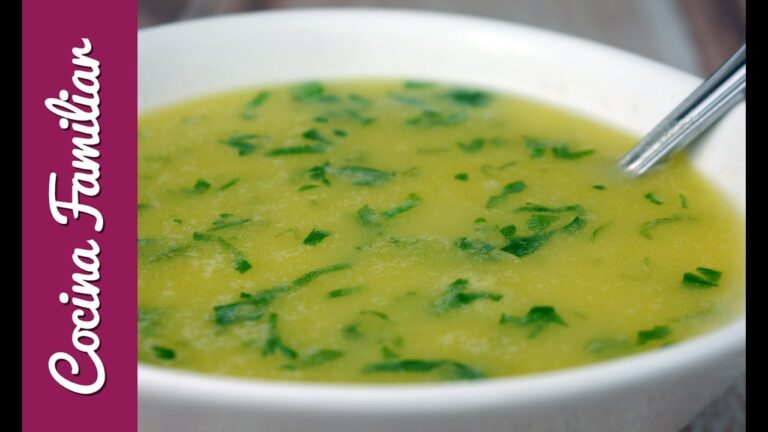 Descubre c&oacute;mo preparar la salsa verde perfecta para realzar el sabor de tu pescado