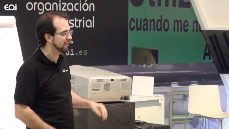 Aprende a crear un perfil creativo y destaca en el mundo laboral